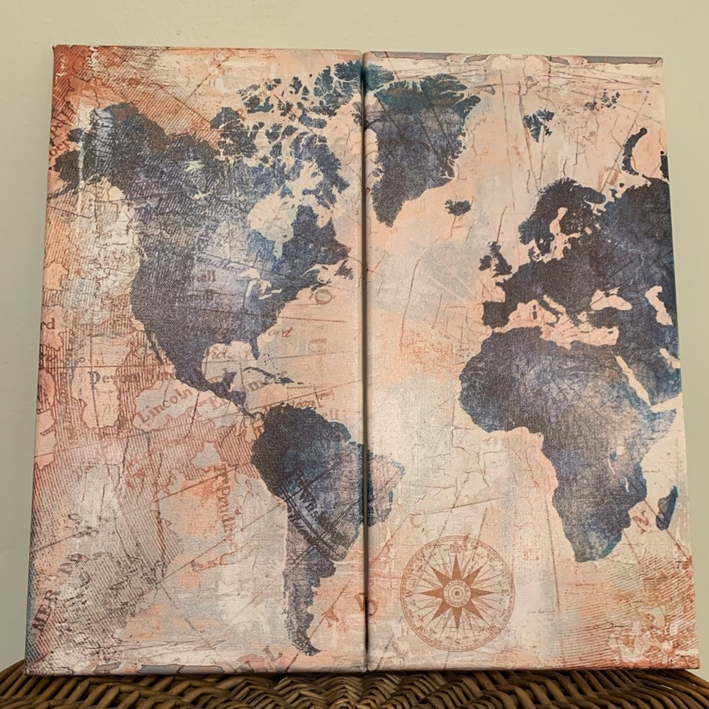 2 Piece Map Wall Decor
